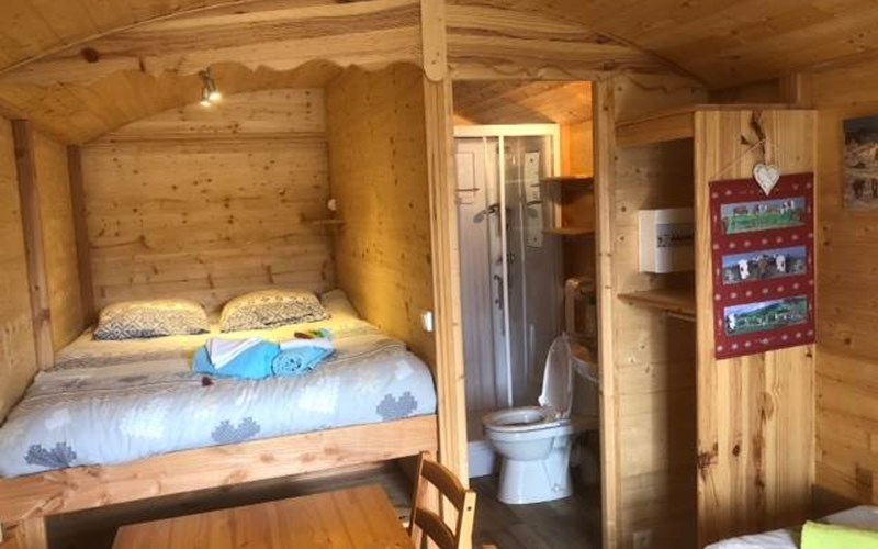 Camping Hotel de plein air les Cariamas Location Camping Hotel de plein air les Cariamas à CHATEAUROUX LES ALPES