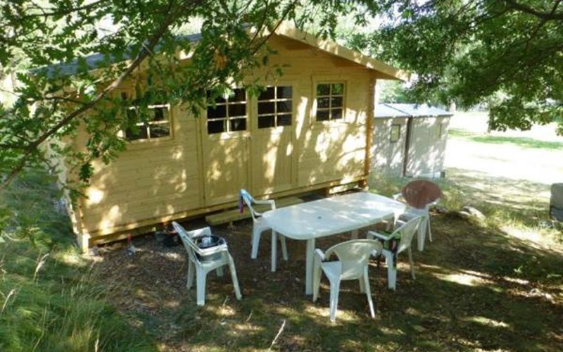 Camping Hotel de plein air les Cariamas Location Camping Hotel de plein air les Cariamas à CHATEAUROUX LES ALPES