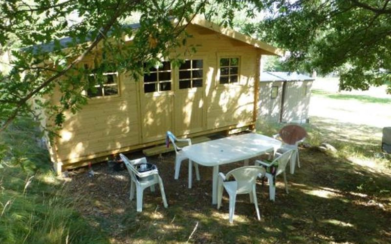 Location Camping Hotel de plein air les Cariamas à CHATEAUROUX LES ALPES