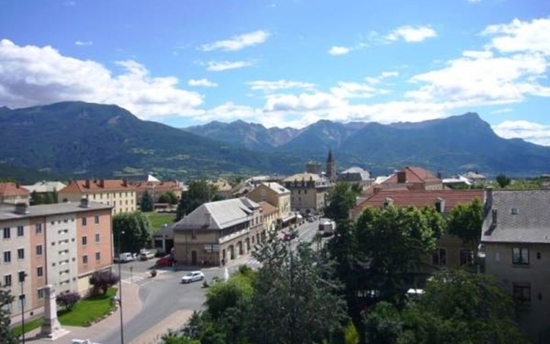 Les Jardins du Réal Location Les Jardins du Réal à EMBRUN
