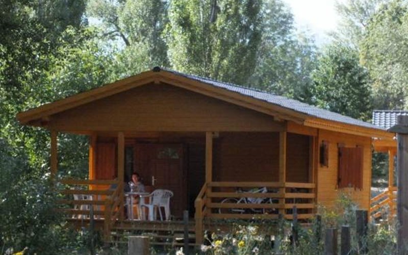 Les Cariamas Location Les Cariamas à CHATEAUROUX LES ALPES