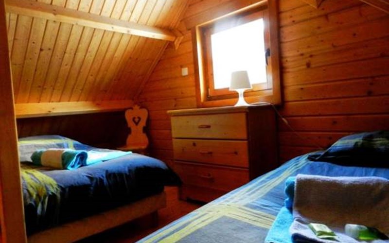 Les Cariamas Location Les Cariamas à CHATEAUROUX LES ALPES