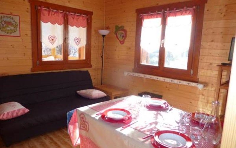 Les Cariamas Location Les Cariamas à CHATEAUROUX LES ALPES