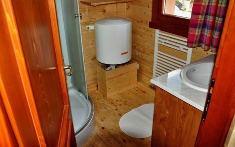 Les Cariamas Location Les Cariamas à CHATEAUROUX LES ALPES