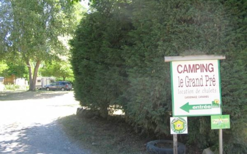 CAMPING LE GRAND PRE Location CAMPING LE GRAND PRE à CHORGES