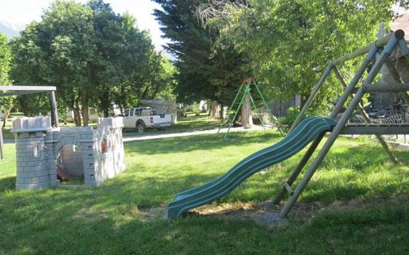 CAMPING LA TOUR Location CAMPING LA TOUR à EMBRUN