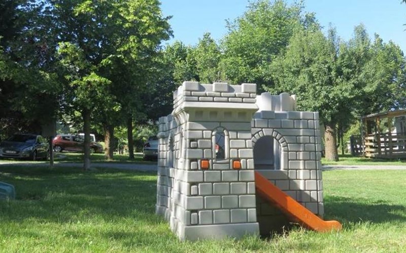 CAMPING LA TOUR Location CAMPING LA TOUR à EMBRUN