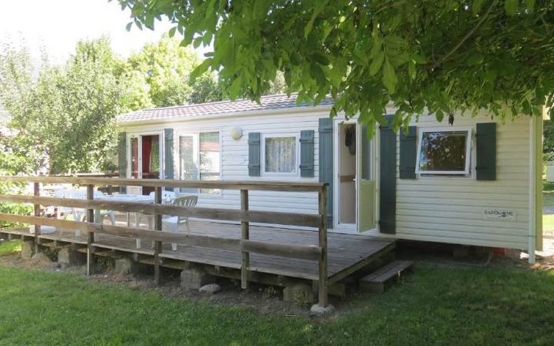 CAMPING LA TOUR Location CAMPING LA TOUR à EMBRUN