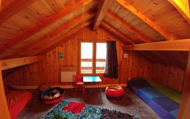 Chalet Saint-Ferréol  Location Chalet Saint-Ferréol  à SAVINES LE LAC