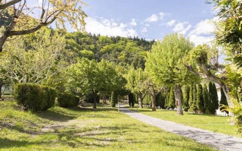 CAMPING LES SOURCES Location CAMPING LES SOURCES à SAVINES LE LAC