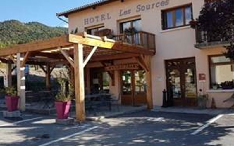 CAMPING LES SOURCES Location CAMPING LES SOURCES à SAVINES LE LAC