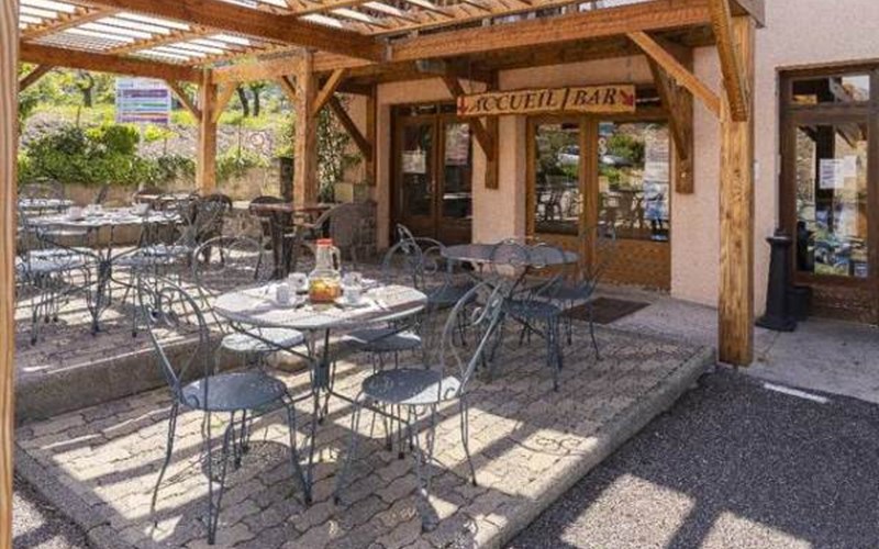 CAMPING LES SOURCES Location CAMPING LES SOURCES à SAVINES LE LAC