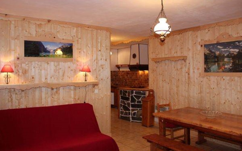 Les Gaillards - Roux Location Les Gaillards - Roux à ST SAUVEUR