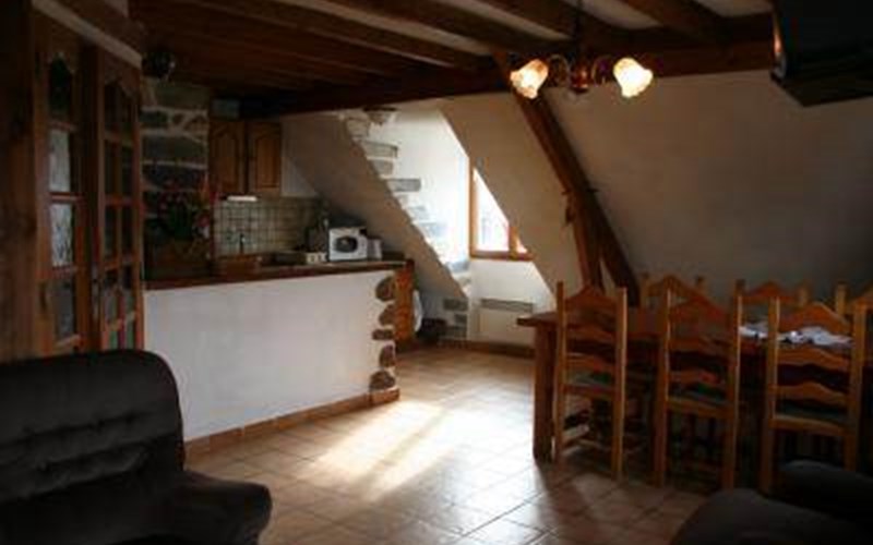 Les Gaillards - Roux Location Les Gaillards - Roux à ST SAUVEUR