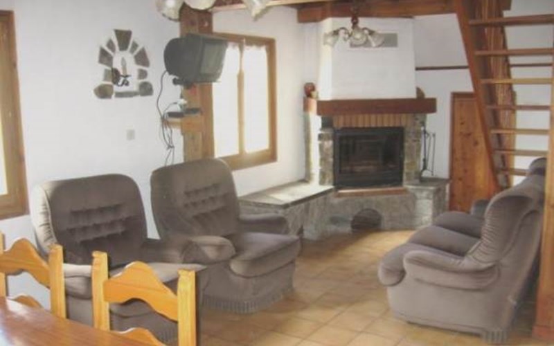 Les Gaillards - Roux Location Les Gaillards - Roux à ST SAUVEUR