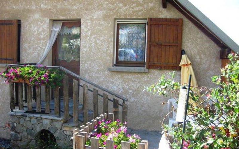 Les Gaillards - Roux Location Les Gaillards - Roux à ST SAUVEUR