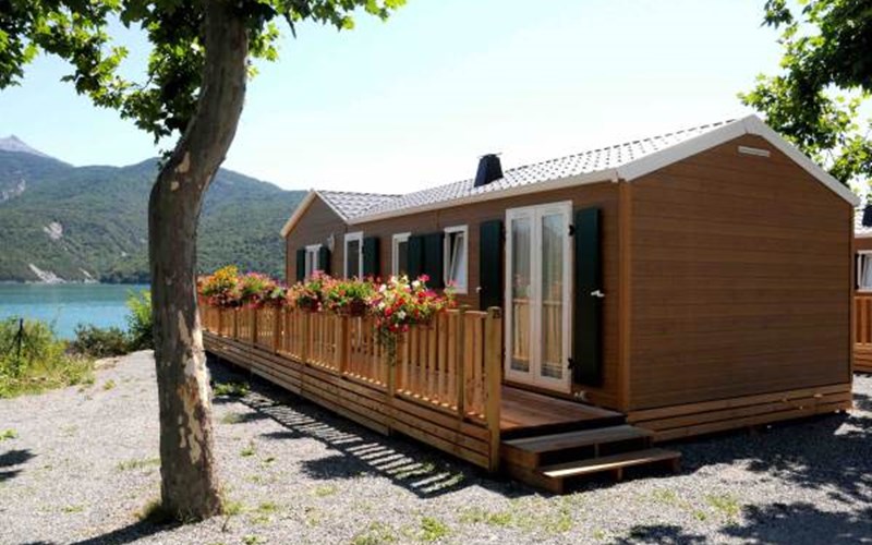 L'Ecrin du Lac Location L'Ecrin du Lac à CHORGES