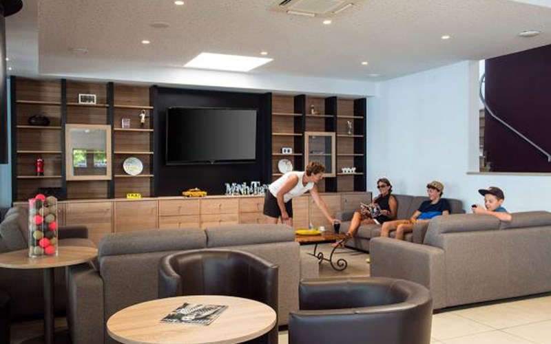 L'Ecrin du Lac Location L'Ecrin du Lac à CHORGES