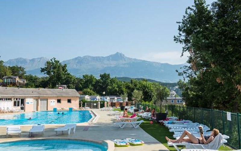 L'Ecrin du Lac Location L'Ecrin du Lac à CHORGES