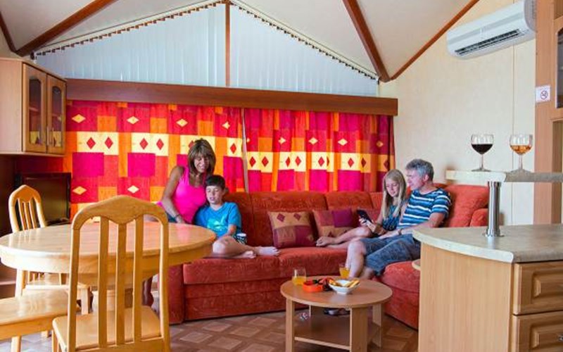 L'Ecrin du Lac Location L'Ecrin du Lac à CHORGES