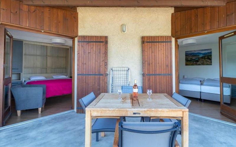 L'Ecrin du Lac Location L'Ecrin du Lac à CHORGES