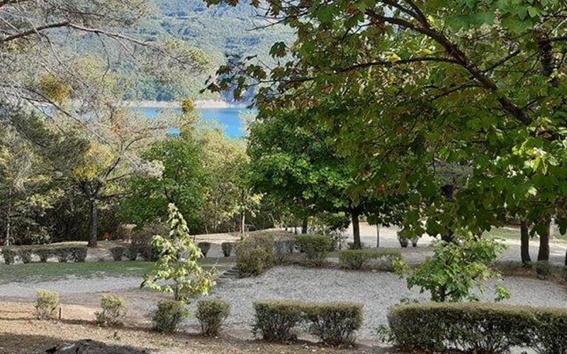 BAIE DE LA CHAPELLE*** - CHORGES Location BAIE DE LA CHAPELLE*** - CHORGES à CHORGES