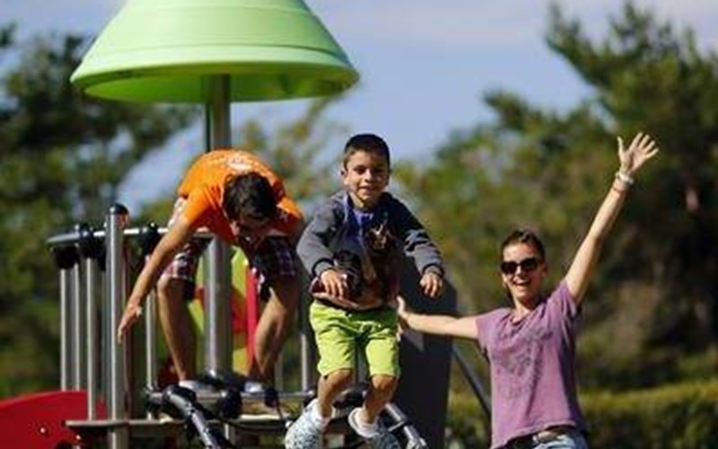 BAIE DE LA CHAPELLE*** - CHORGES Location BAIE DE LA CHAPELLE*** - CHORGES à CHORGES