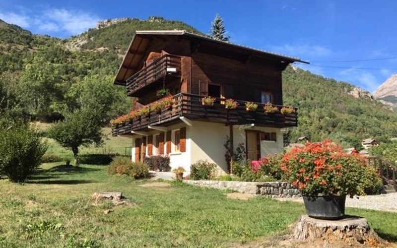 CHAL LES TROLLS Location CHAL LES TROLLS à VALLOUISE