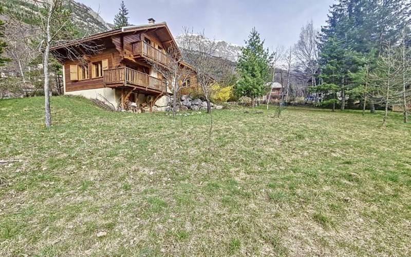 CHAL CEDRE BLANC Location CHAL CEDRE BLANC à PELVOUX