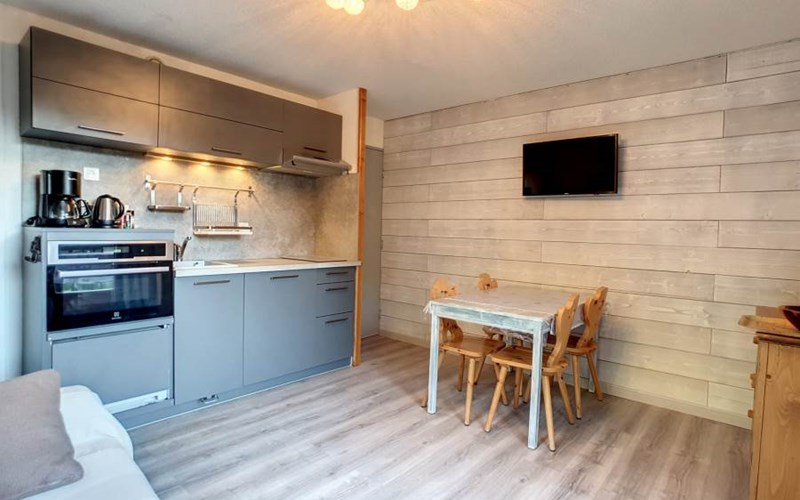 APPA LAUZIERES 8 Location APPA LAUZIERES 8 à PELVOUX