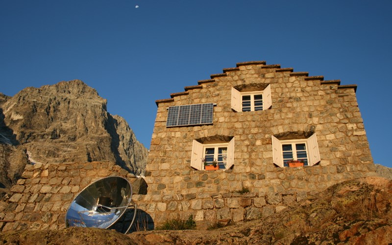 Soirée Astro-Rando : Repas en Refuge - Rando Nocturne Location Soirée Astro-Rando : Repas en Refuge - Rando Nocturne à Vallouise